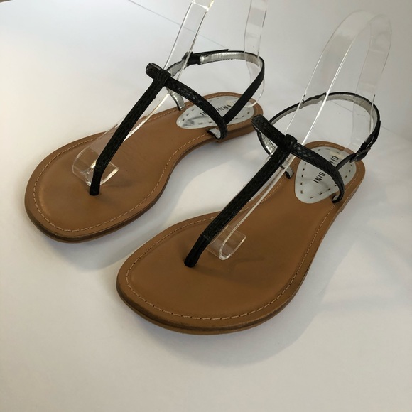 Gianni Bini Shoes - Gianni Bini braided black leather sandal SZ 8